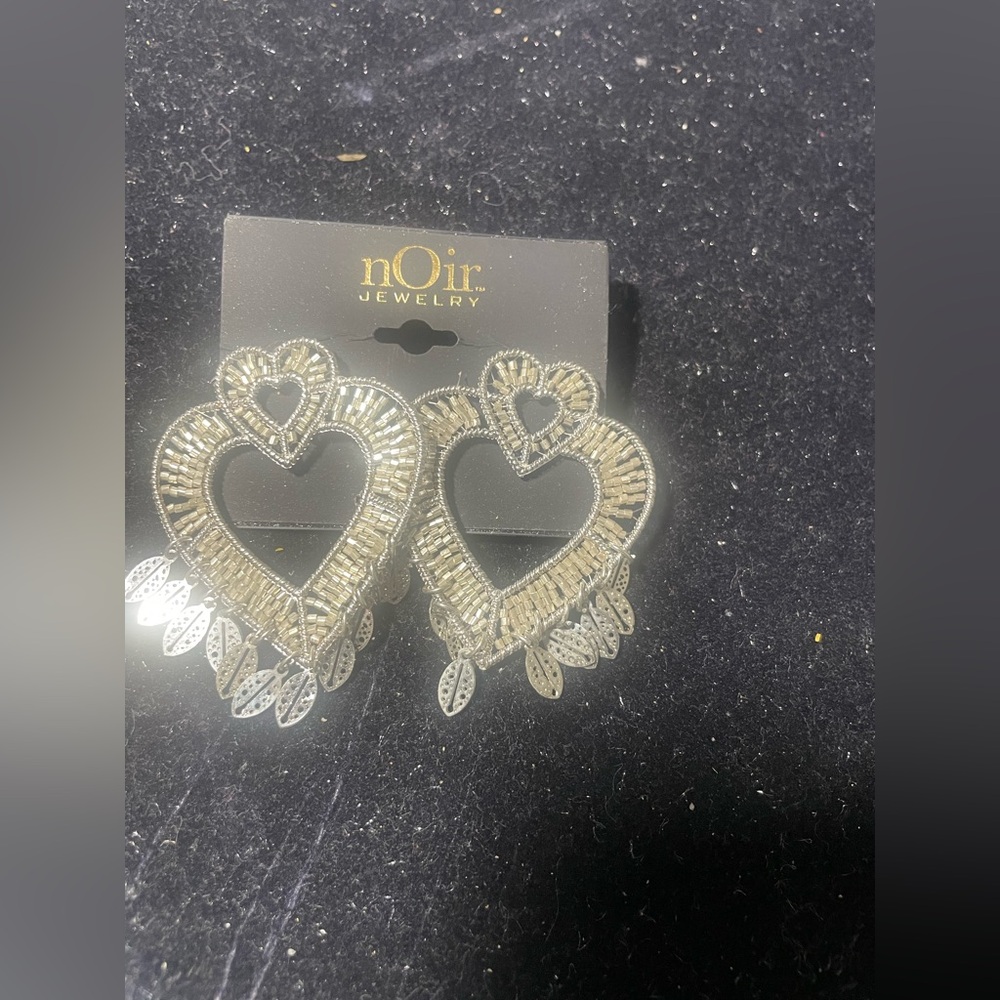 Noir Jewelry Silver Heart Earrings